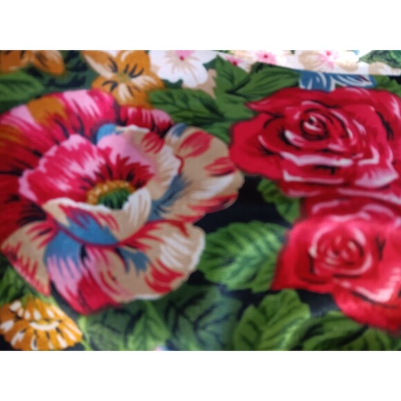 Lingerie Cacique Womens Black Floral Print Multicolor Roses Size Medium Satin - Picture 9 of 9